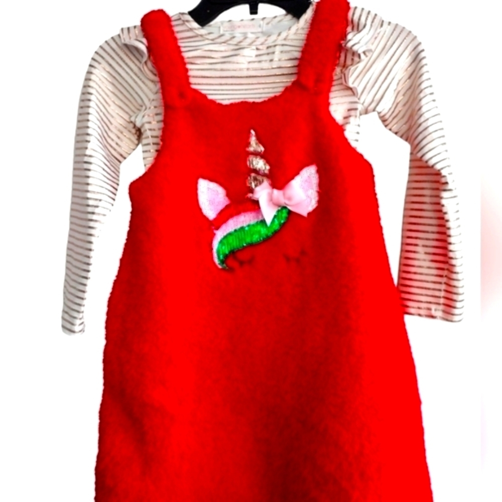 Young hearts  Christmas  💗 girl outfit size 4 🔥 5$ if you get bundle 🔥